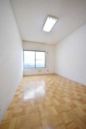 美しの森ハウス B棟の物件内観写真